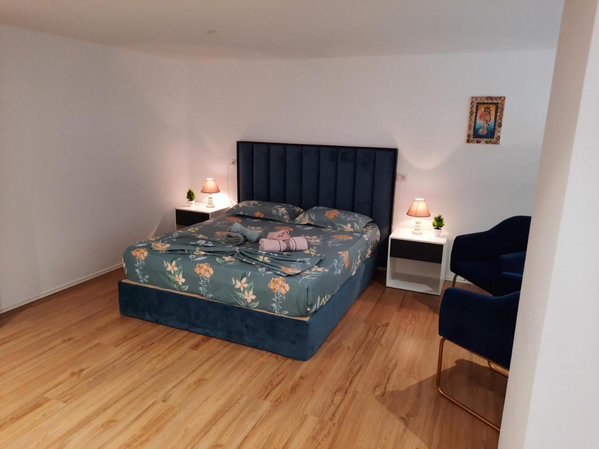 Apartament Me Qera Dublex Lungomare Vlorë Exterior foto