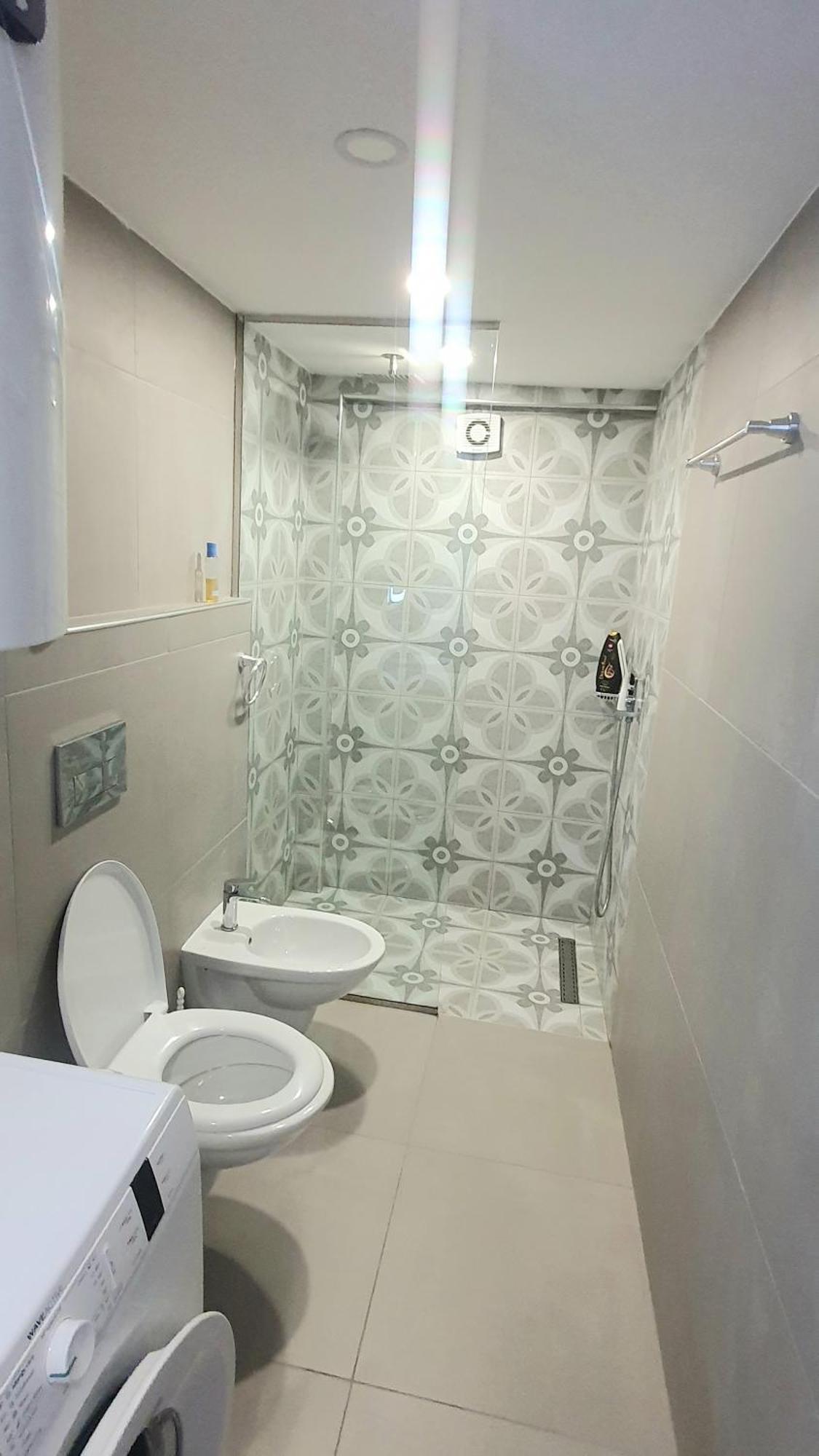 Apartament Me Qera Dublex Lungomare Vlorë Habitación foto
